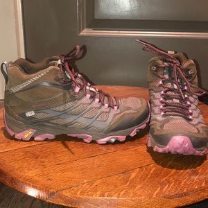 Merrell Hiking Boots!